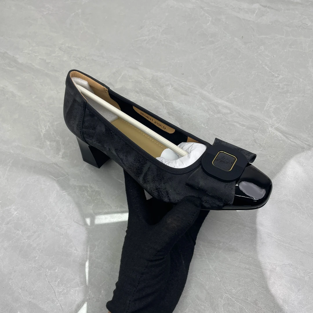 单鞋女（牛皮）54011 (孤品) /e区37/35码