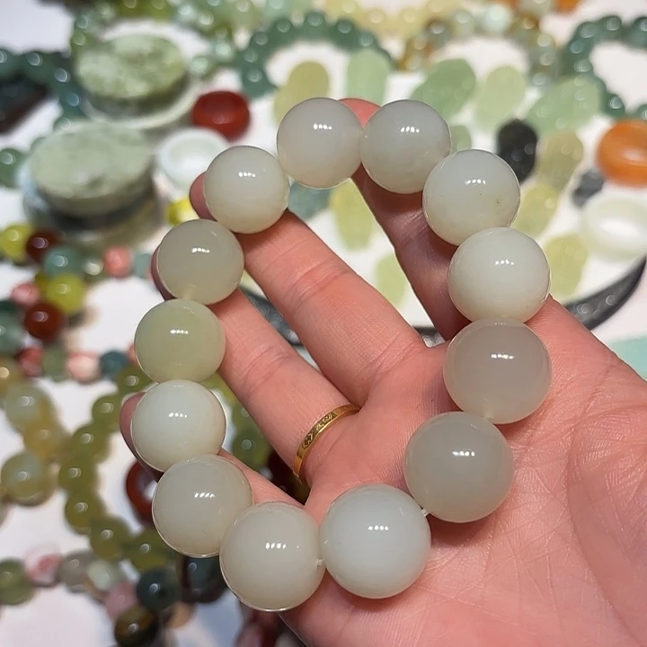 蛇纹石玉未镶嵌手串