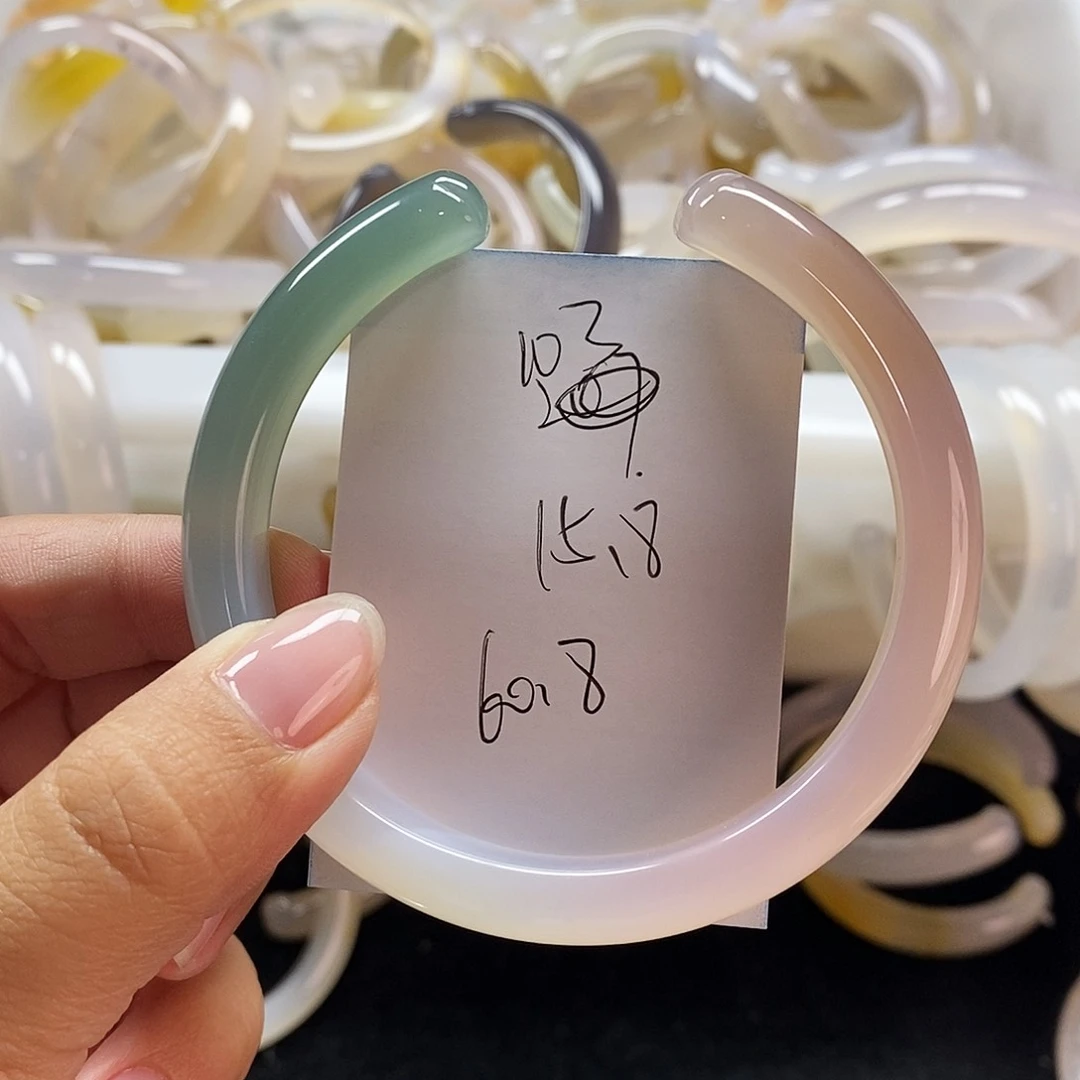 手镯玛瑙/玉髓未镶嵌103