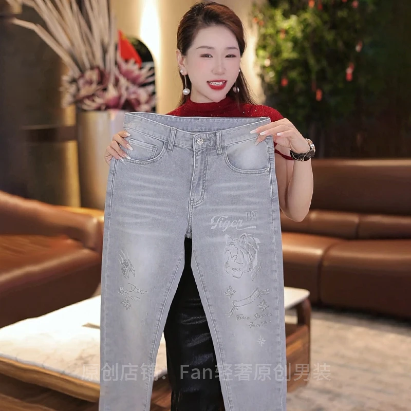 2025夏季九分男士牛仔裤高端烫钻图案修身百搭显瘦显高弹力男款裤