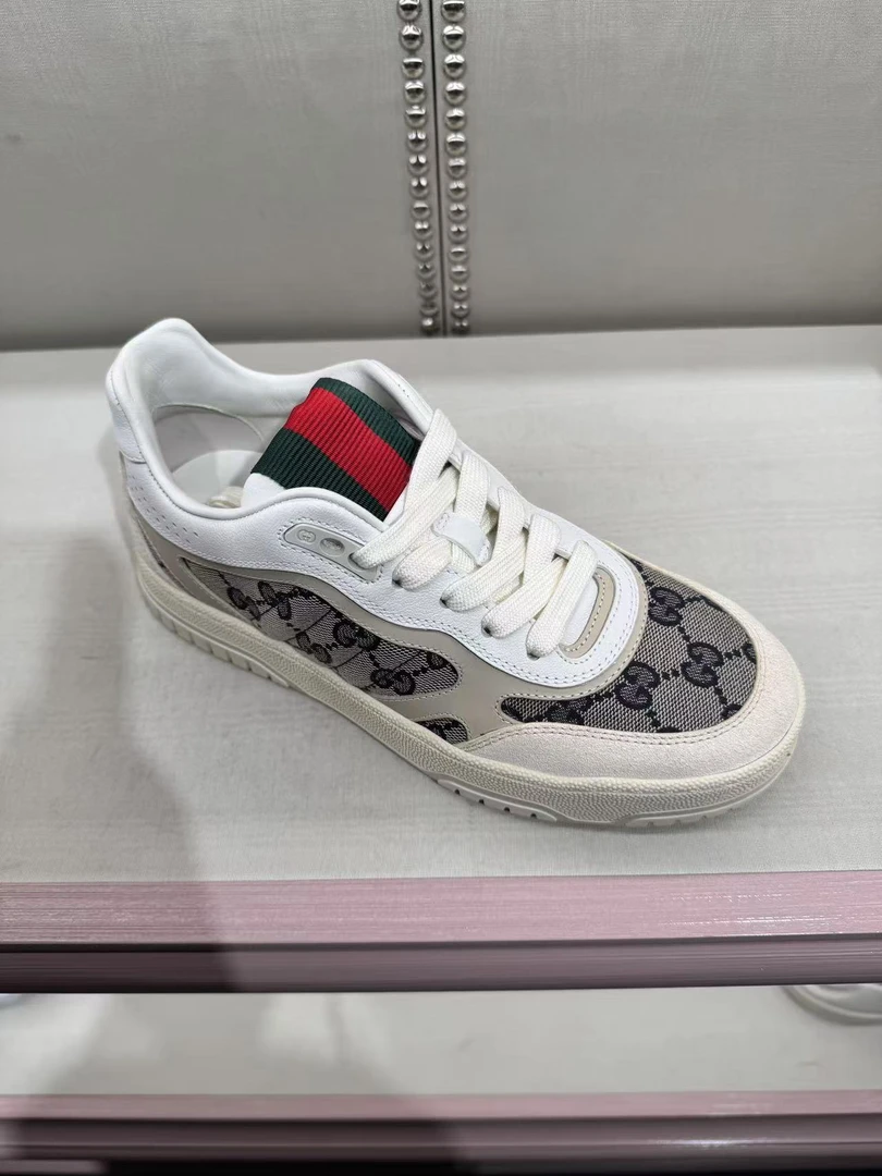 未使用 GUCCI/古驰 gucci  re web老花灰色板鞋
