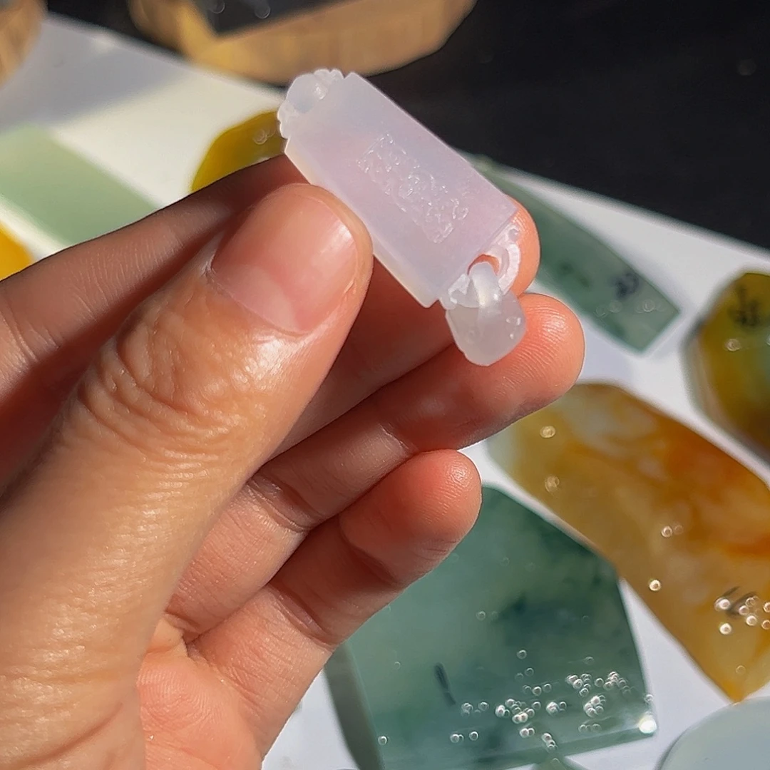 定制翡翠未镶嵌天然缅甸A货翡翠