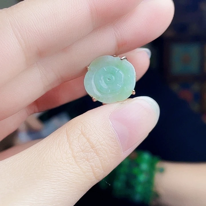 翡翠银S925镶嵌颈饰多样性