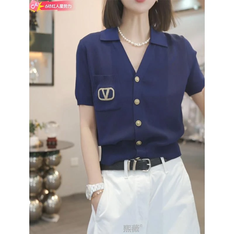 今年新款2025夏季大码短袖T恤女时尚V领设计感减龄显瘦蓝色上衣