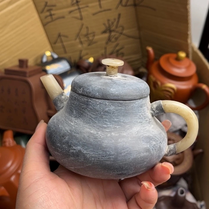 茶壶段泥紫砂壶的造型