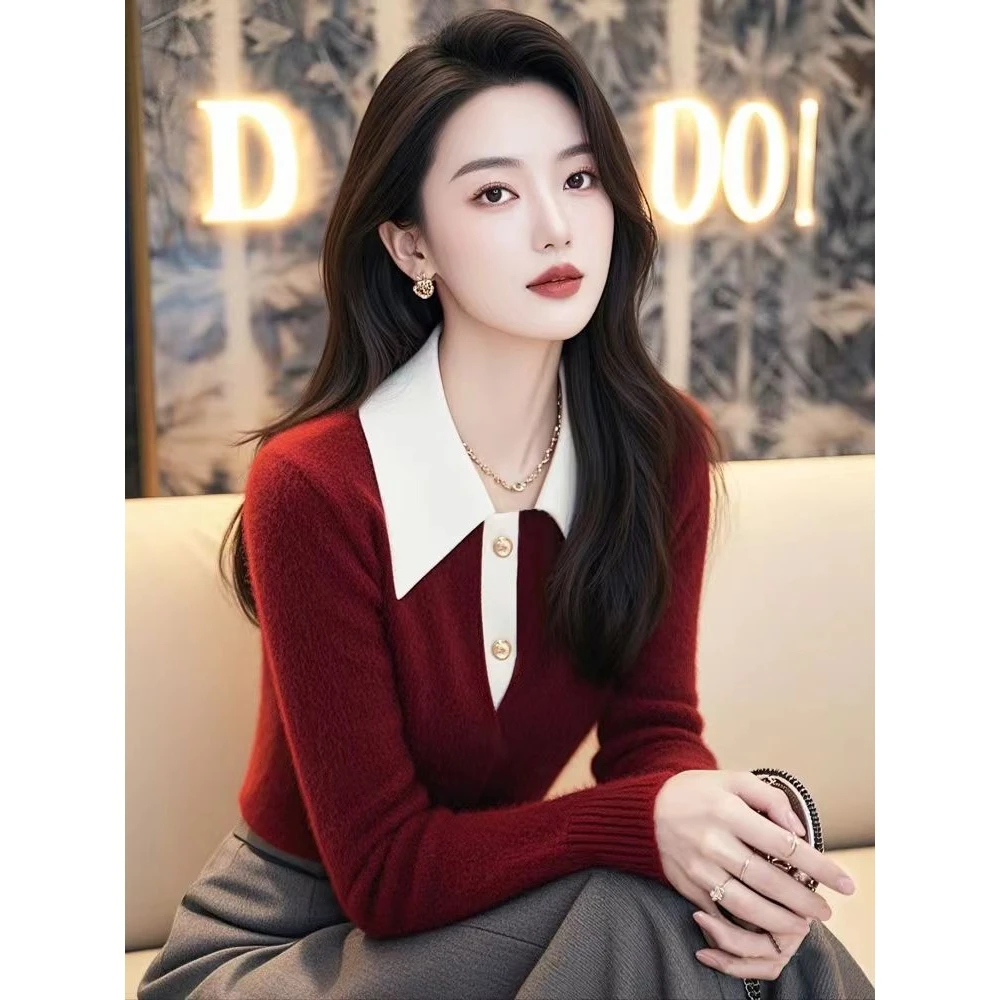 红色假两件圣诞毛衣女款2025新款冬季独特漂亮小香风内搭针织上衣