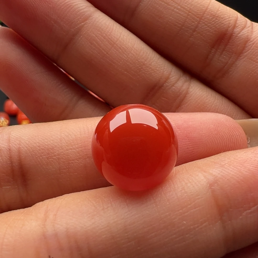 南红玛瑙未镶嵌圆珠13.8