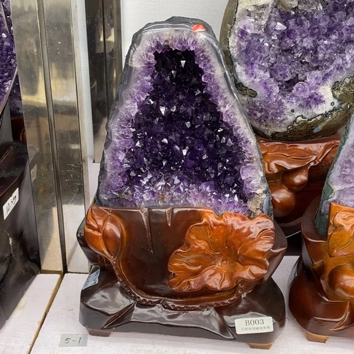 未镶嵌水晶大型摆件（非配饰）