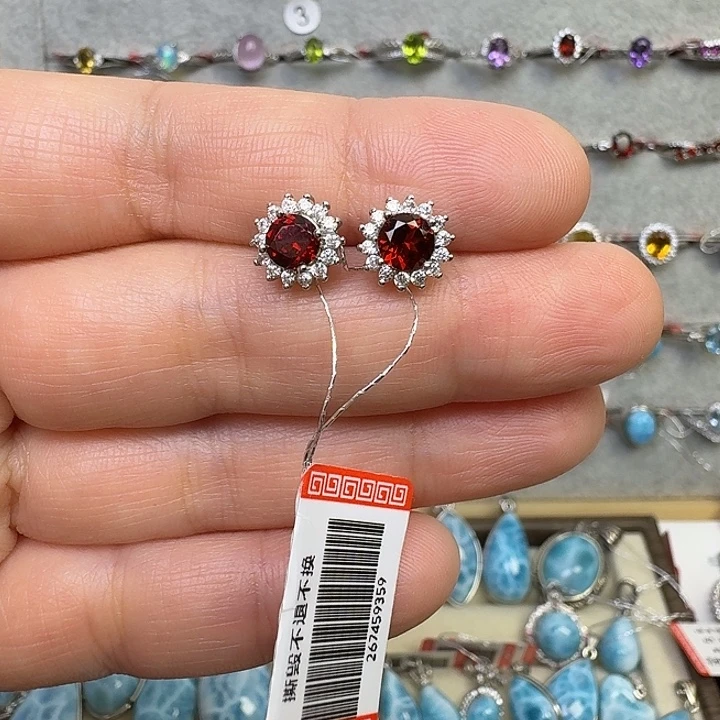 水晶银S925镶嵌耳饰