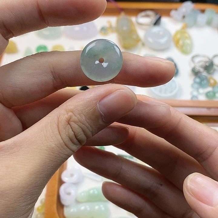 【闪购商品】翡翠裸石﹏****╮平安扣。