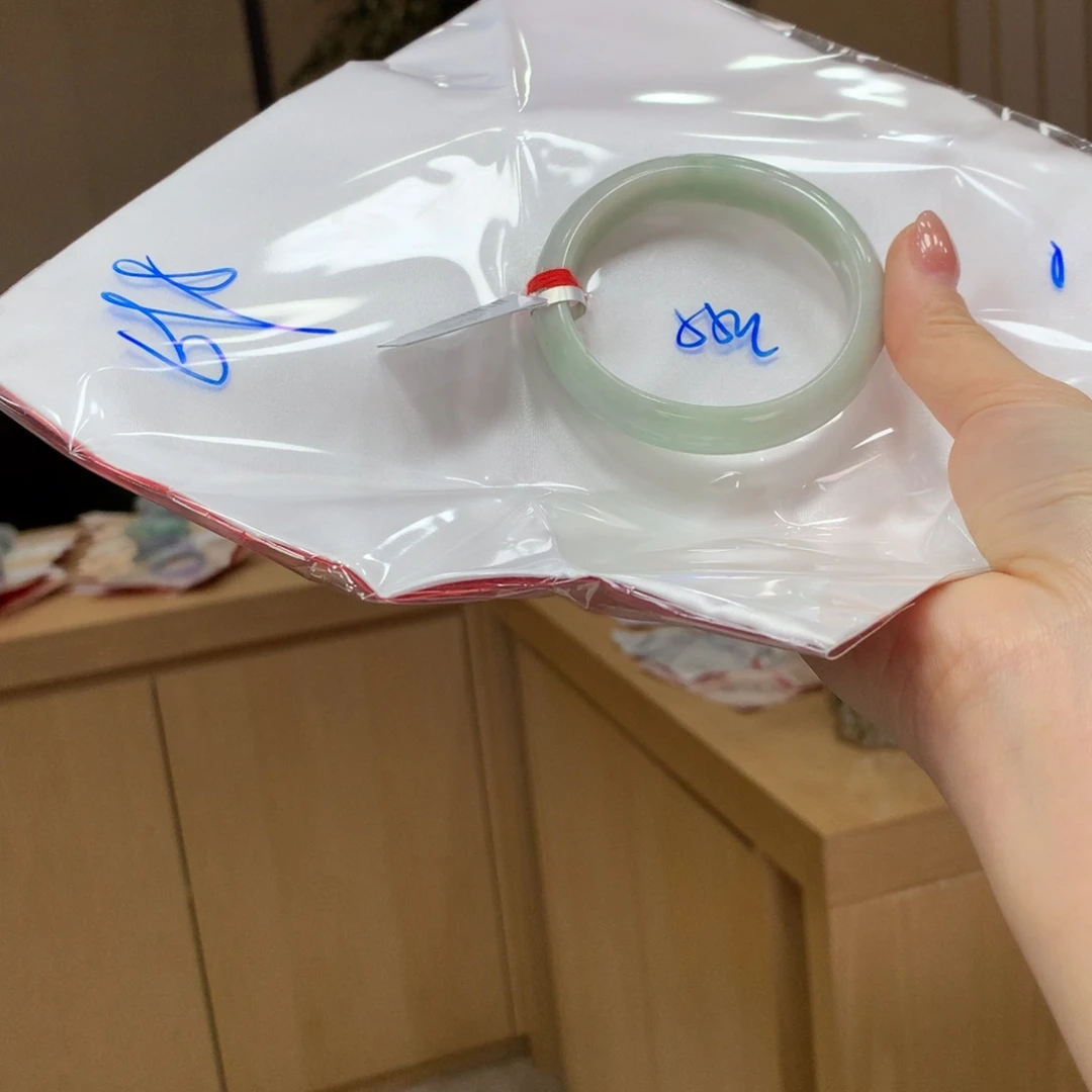 未镶嵌手镯翡翠不退不换