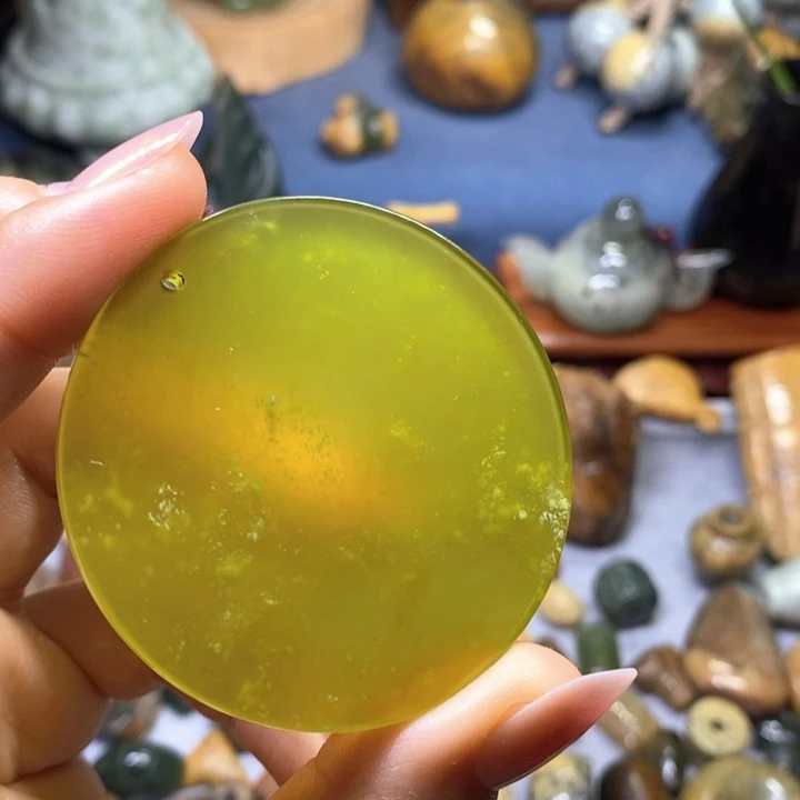 蛇纹石玉未镶嵌岫玉