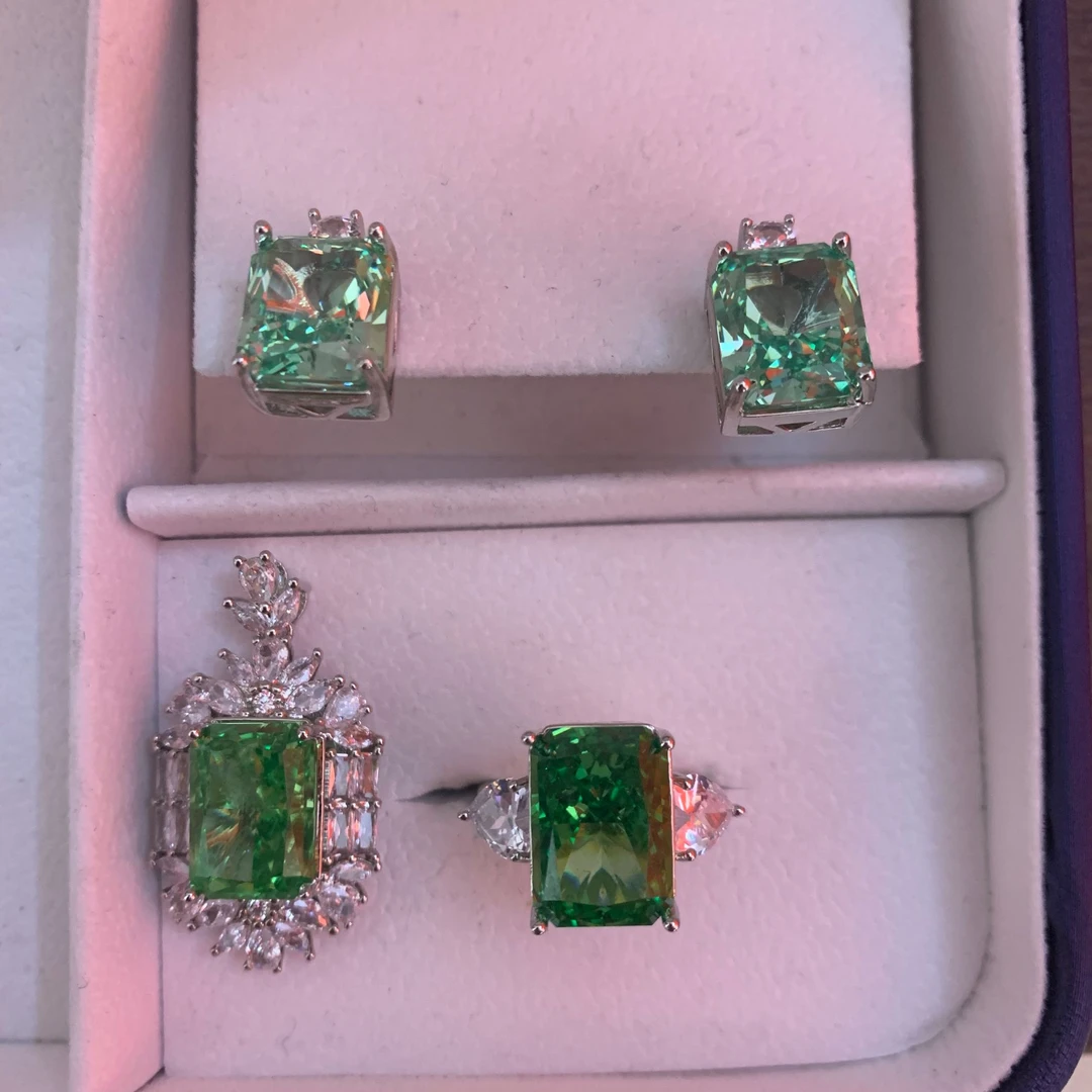 高级定制套装 （多样发其一）B602