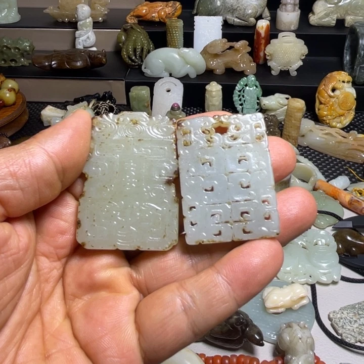 玄***真和田玉未镶嵌挂件