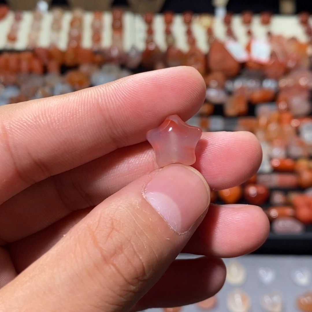 南红玛瑙冰飘未镶嵌小星星1