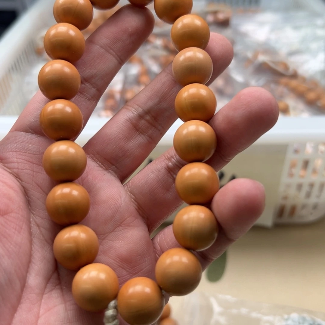 手串白玉菩提黄色424