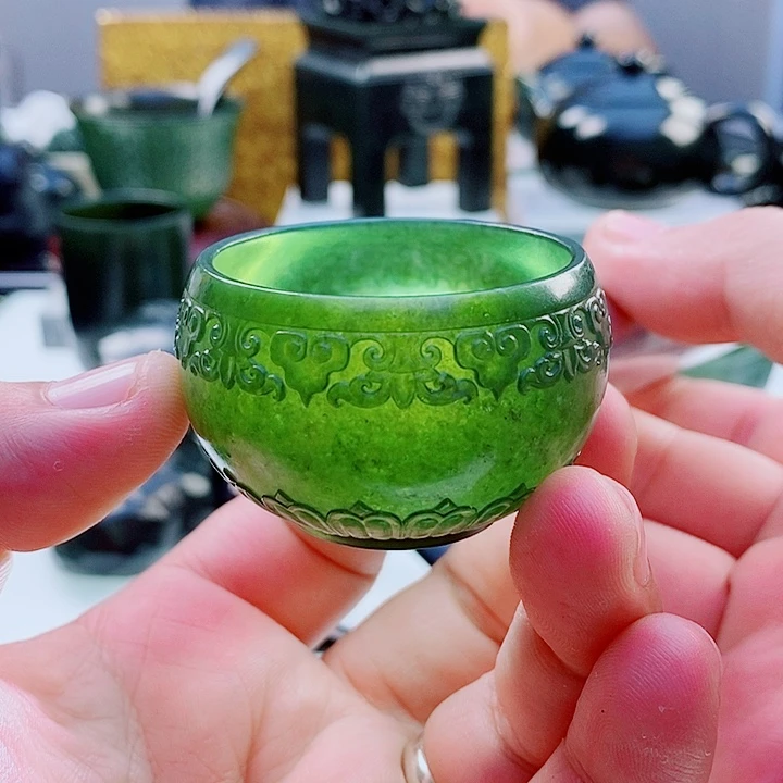 未镶嵌和田玉（青玉）把件