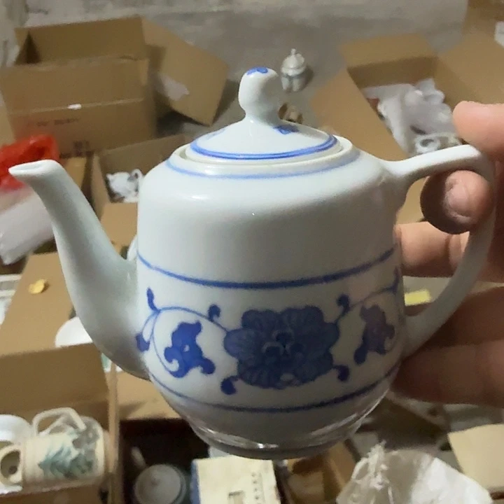 茶盏陶瓷盘子啥都有