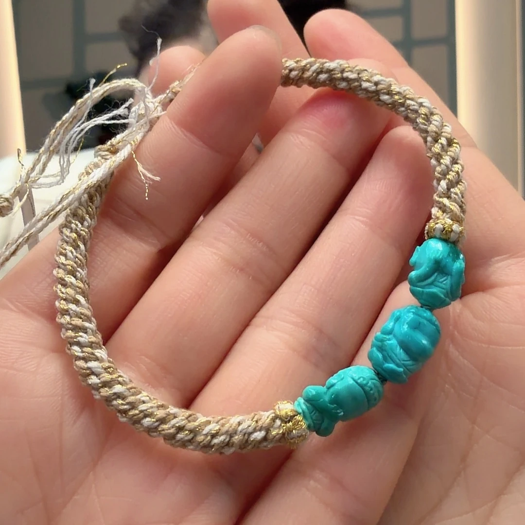 绿松石未镶嵌颈饰