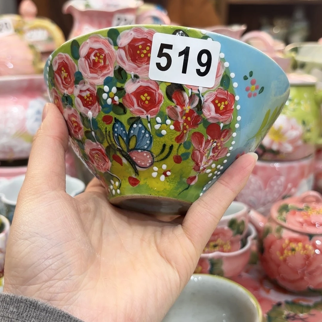 瓷片兔兔盖茨。兔兔好