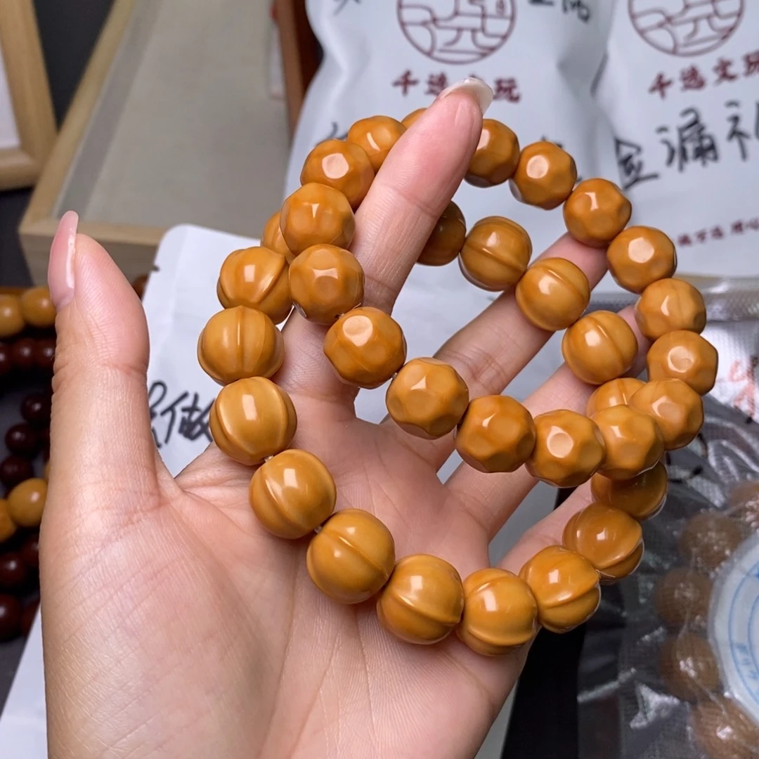 猴头核桃手串奶酪鲨鱼