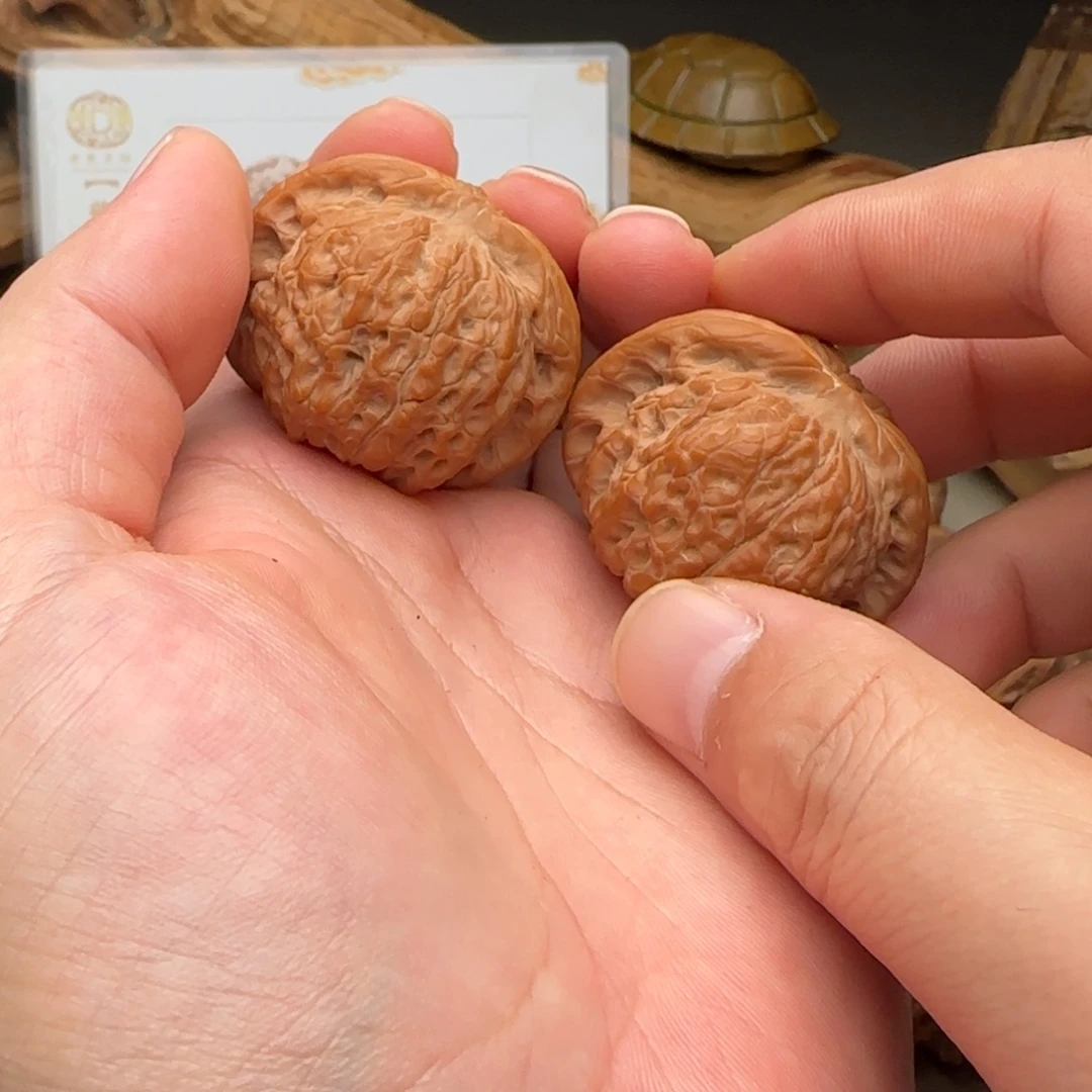 思***思吊坠文玩核桃42尺寸血麒麟