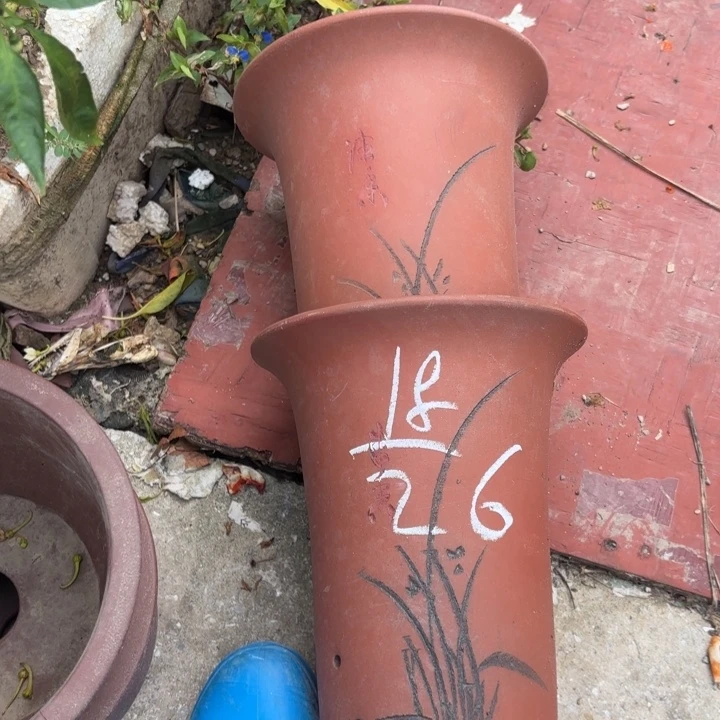 紫砂花盆紫砂的花