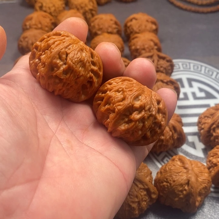 把件文玩核桃轻微修饰磨盘狮子头