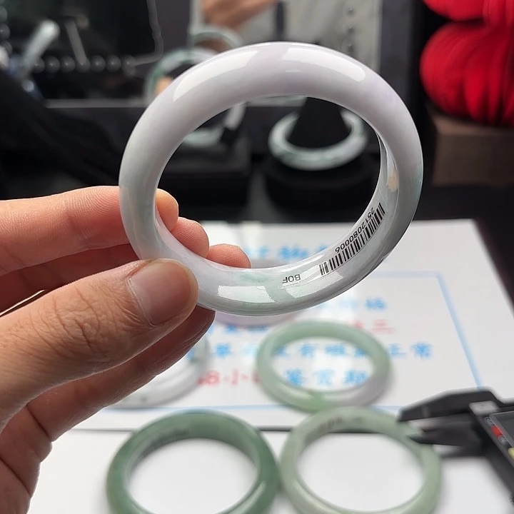 翡翠未镶嵌手镯5657x4 70