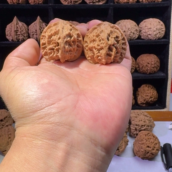 吊坠文玩核桃39.5苹果园