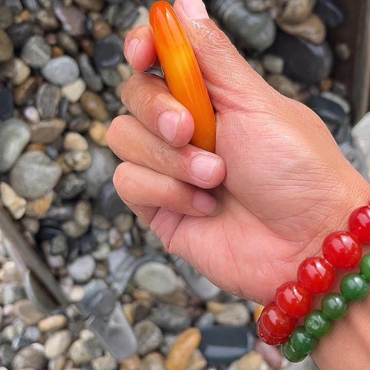 未镶嵌和田玉（糖玉）车挂