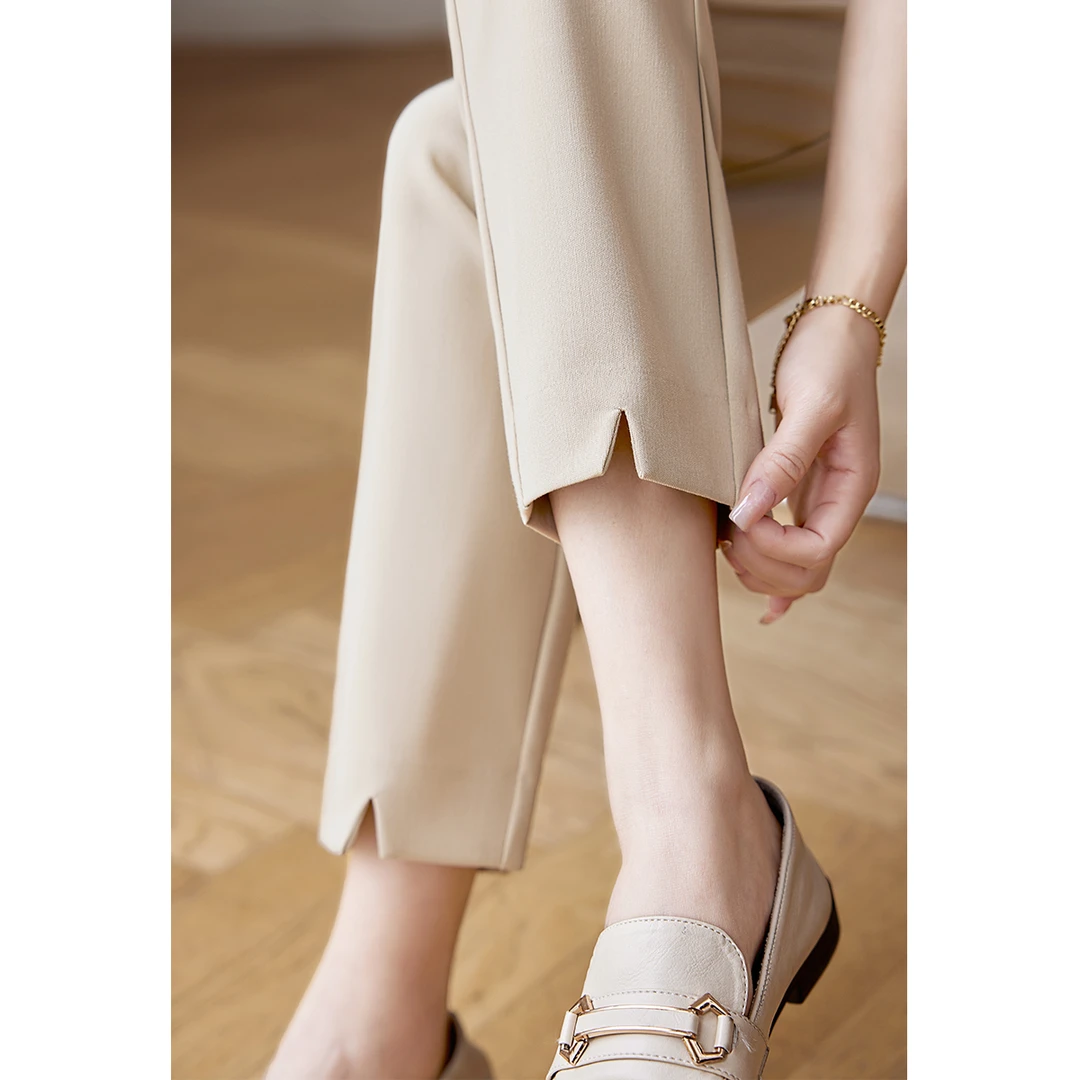 沫晗依美简约显瘦脚口开衩装饰锥形25夏新款时尚百搭休闲裤女8404