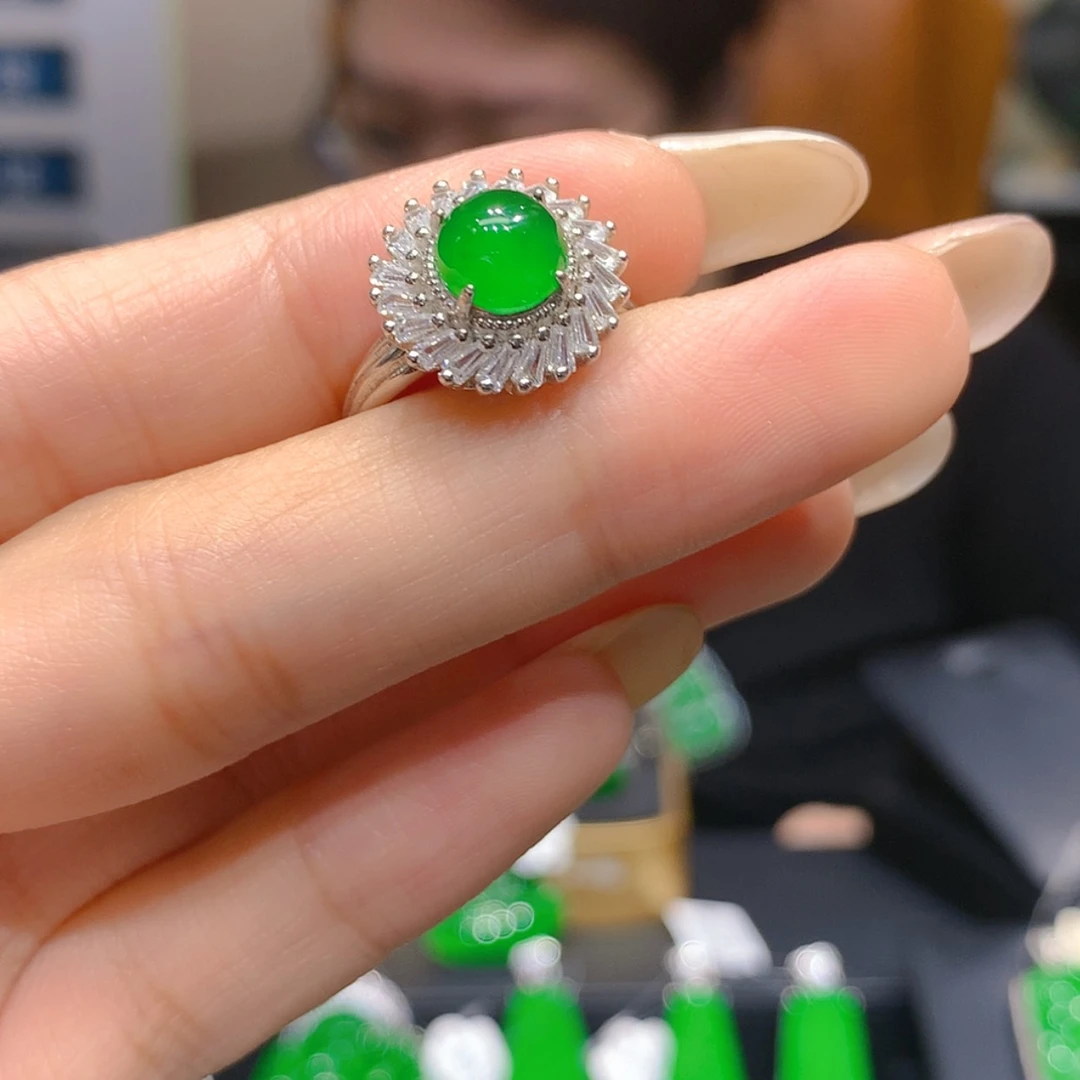 【闪购商品】银S925镶嵌戒指翡翠5柒姐