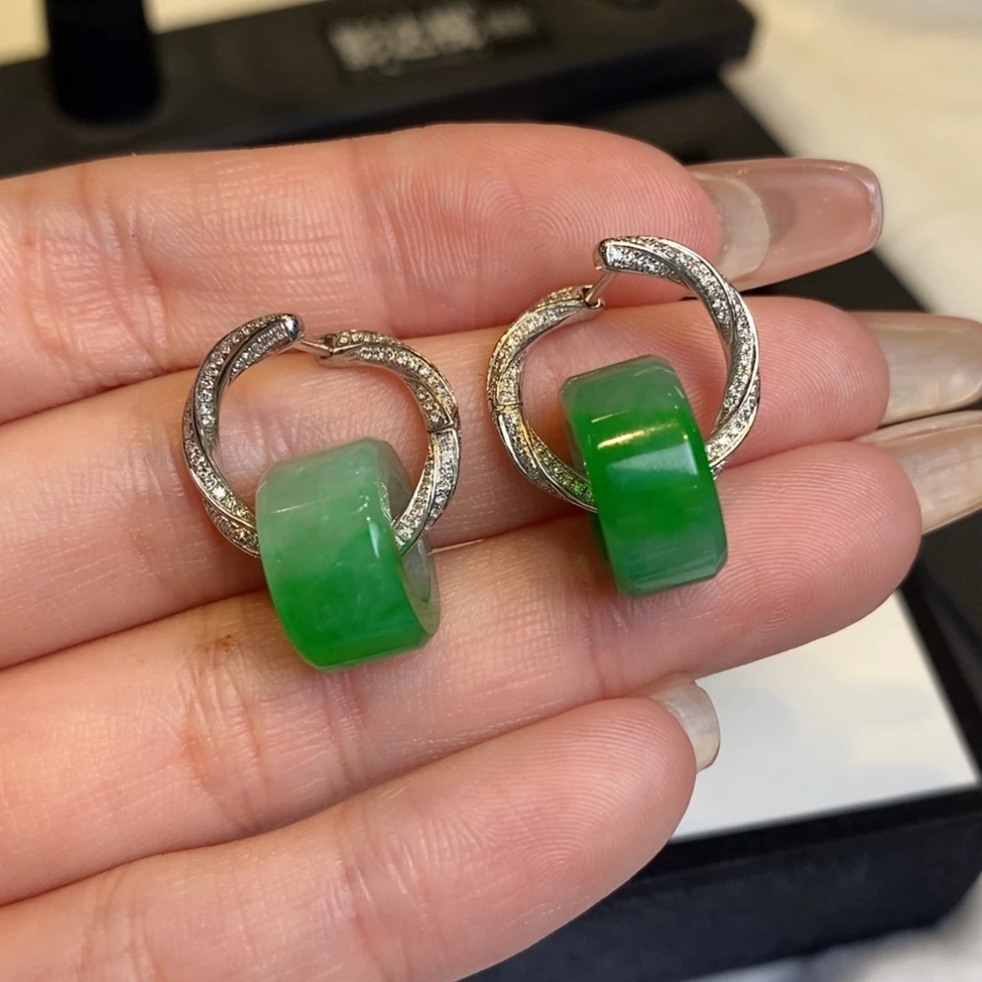 翡翠耳饰18K金镶嵌路路通