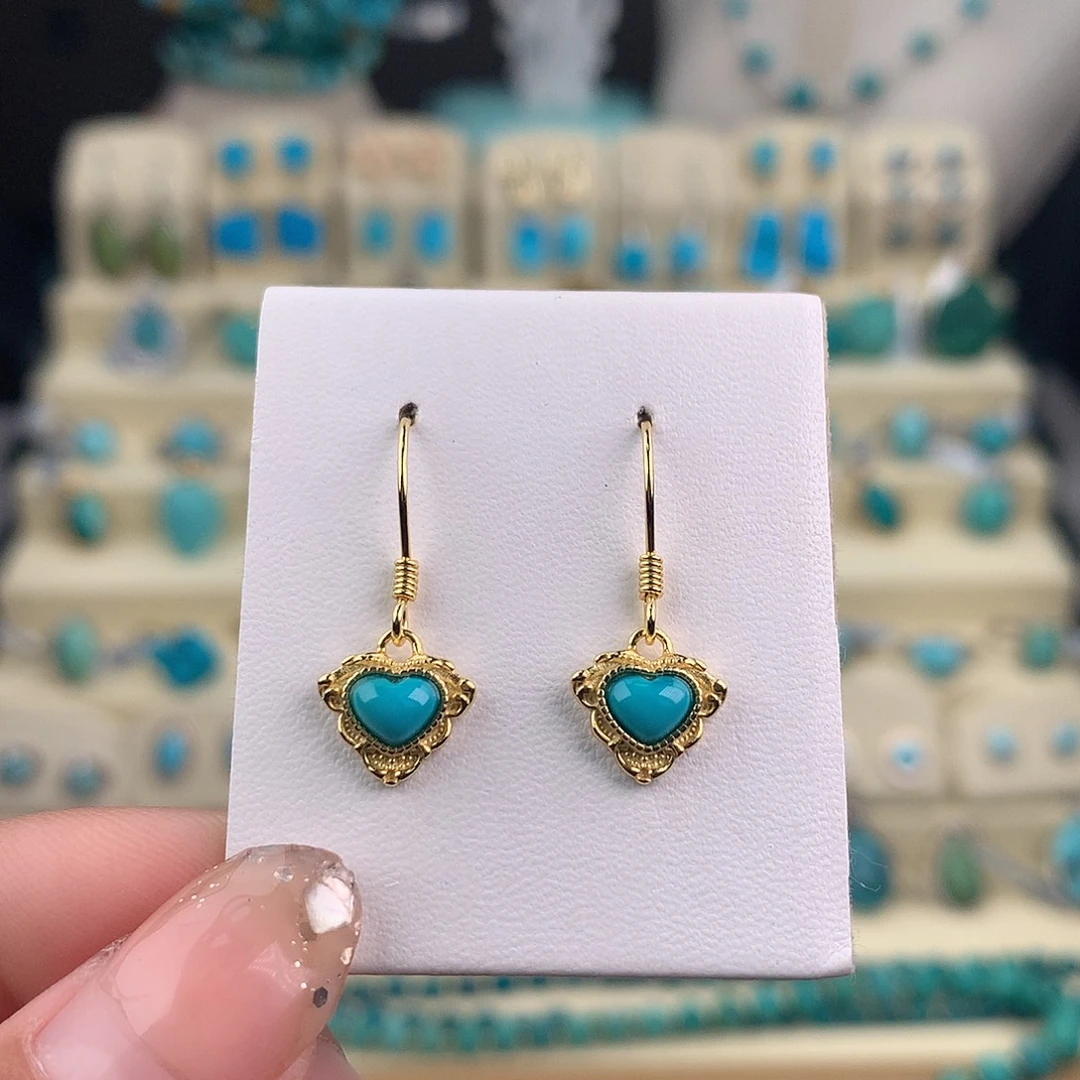 绿松石未镶嵌耳饰