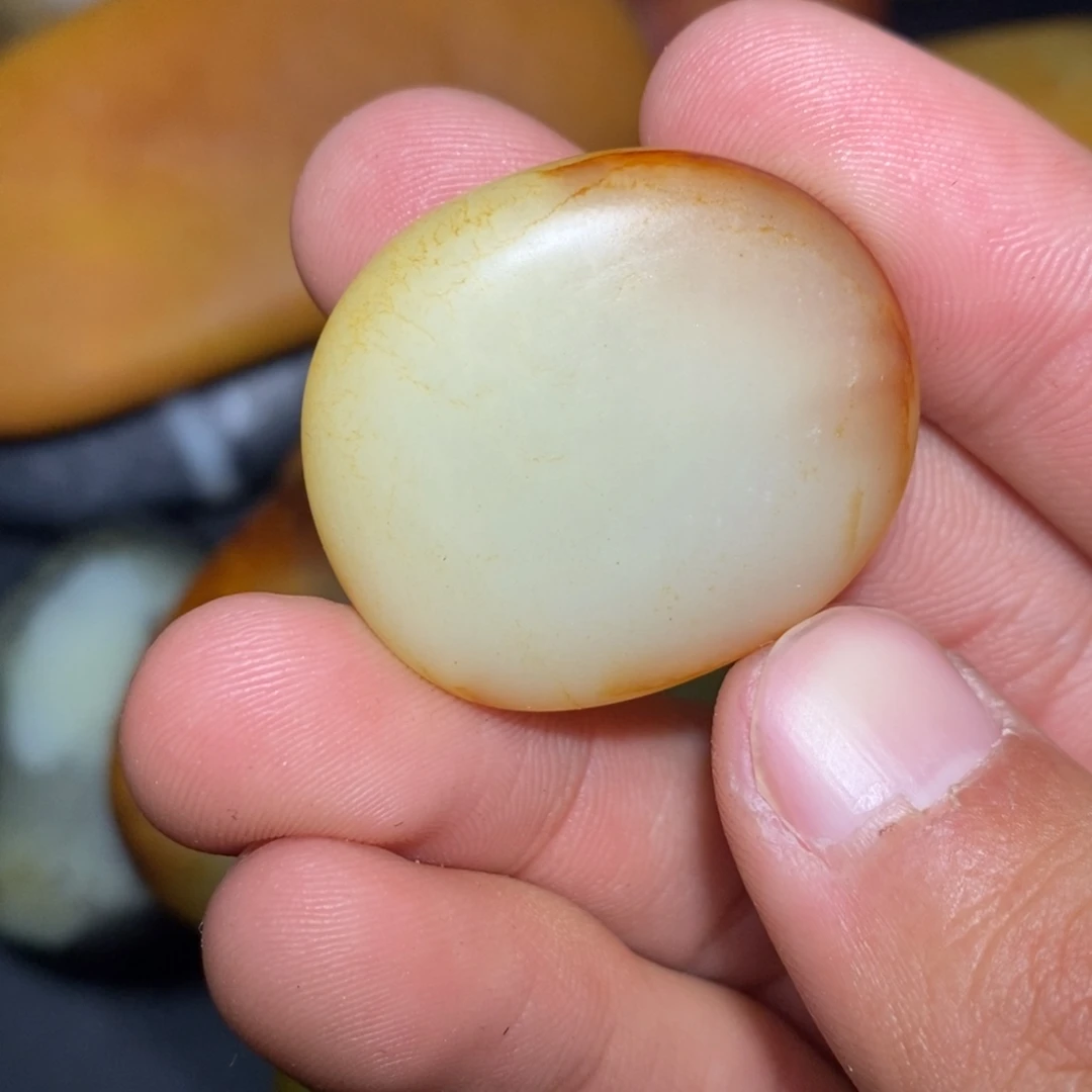 和田玉未镶嵌珠宝奇石