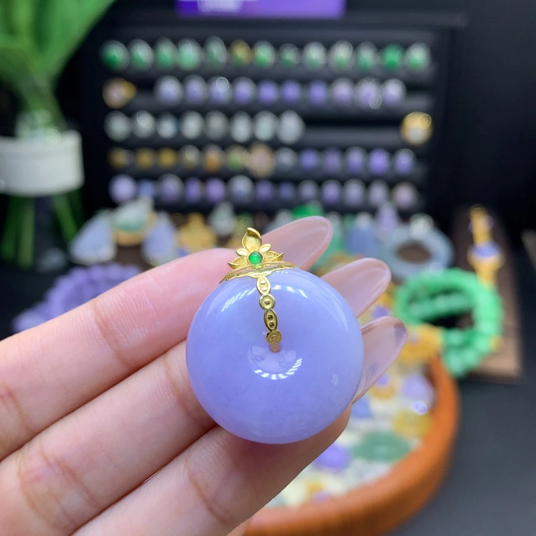 翡翠18K金镶嵌颈饰