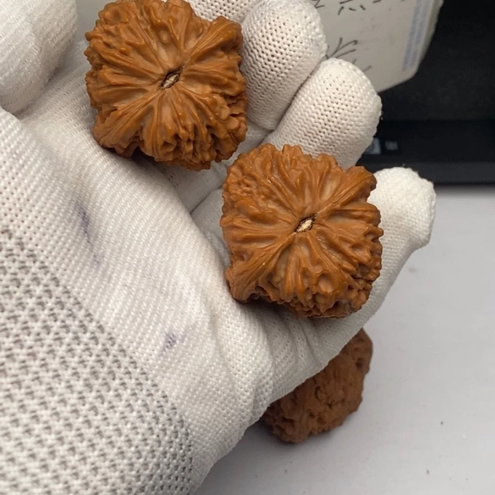文玩核桃把件南疆石39
