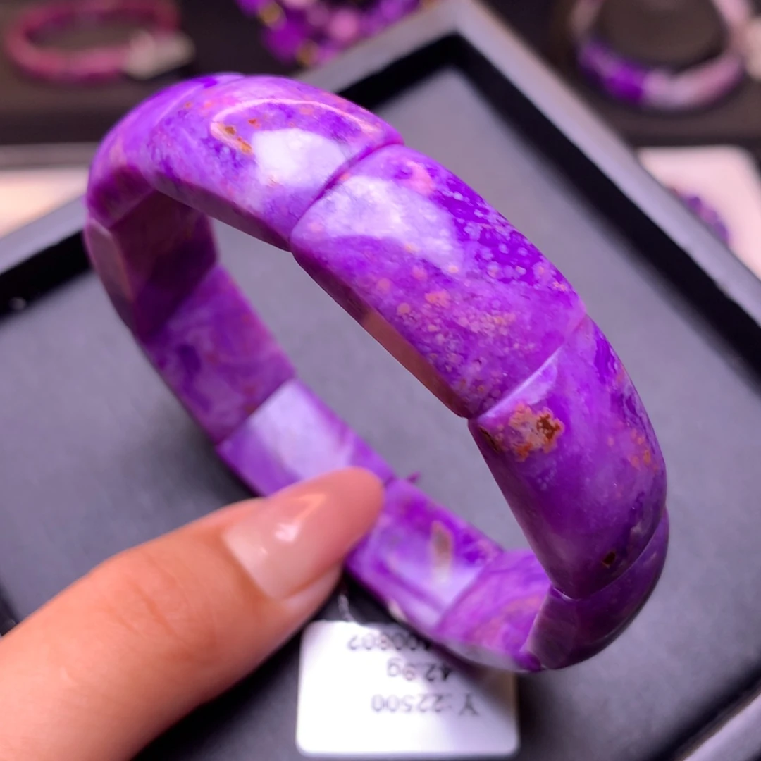 未镶嵌苏纪石（舒俱来）手牌