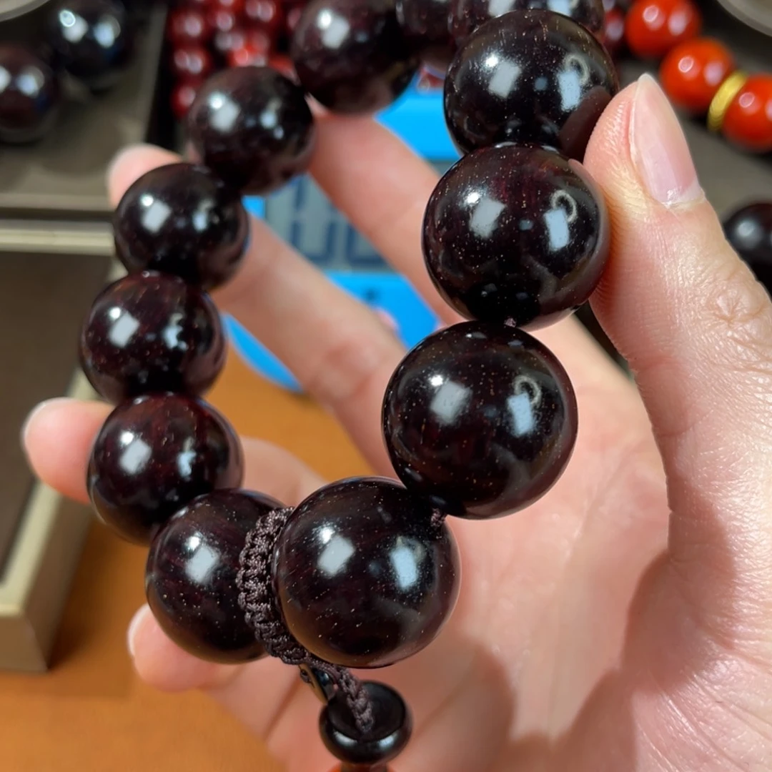 檀香紫檀（小叶紫檀）麦*