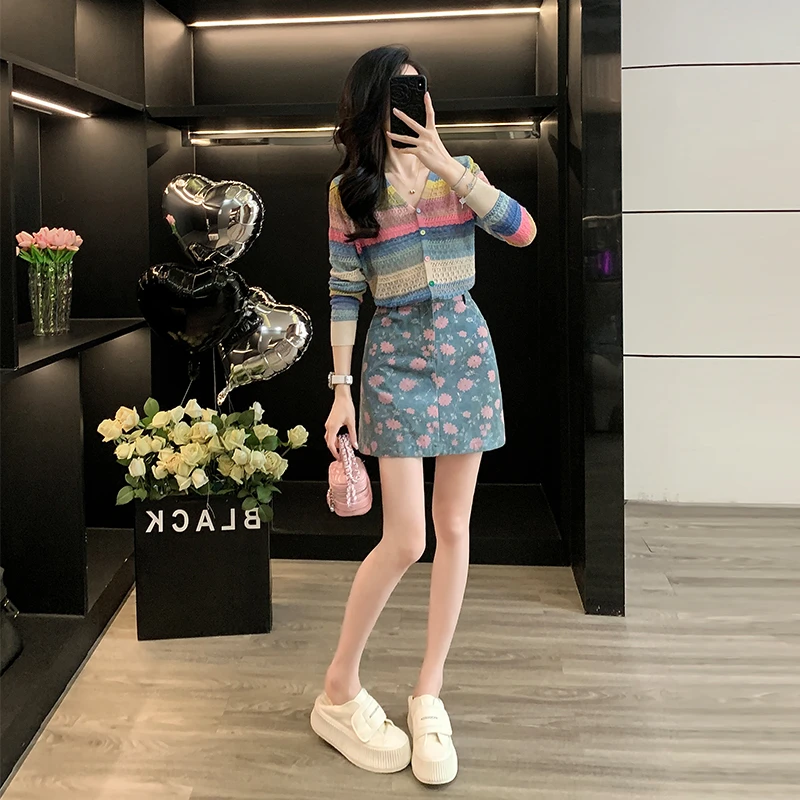 秋季新款通勤时尚套装针织衫长袖搭包臀高腰牛仔短裙减龄两件套