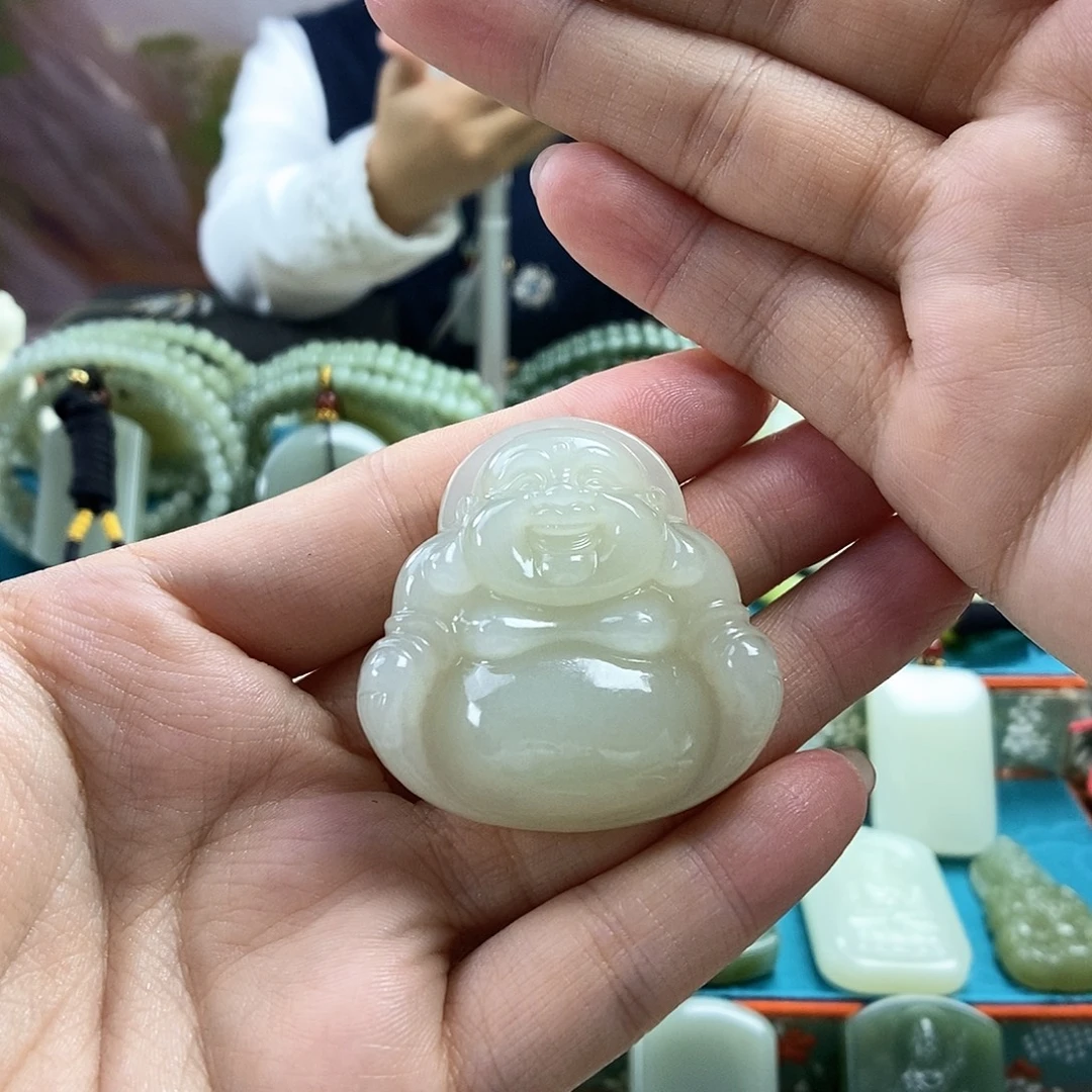 淮***）和田玉未镶嵌颈饰