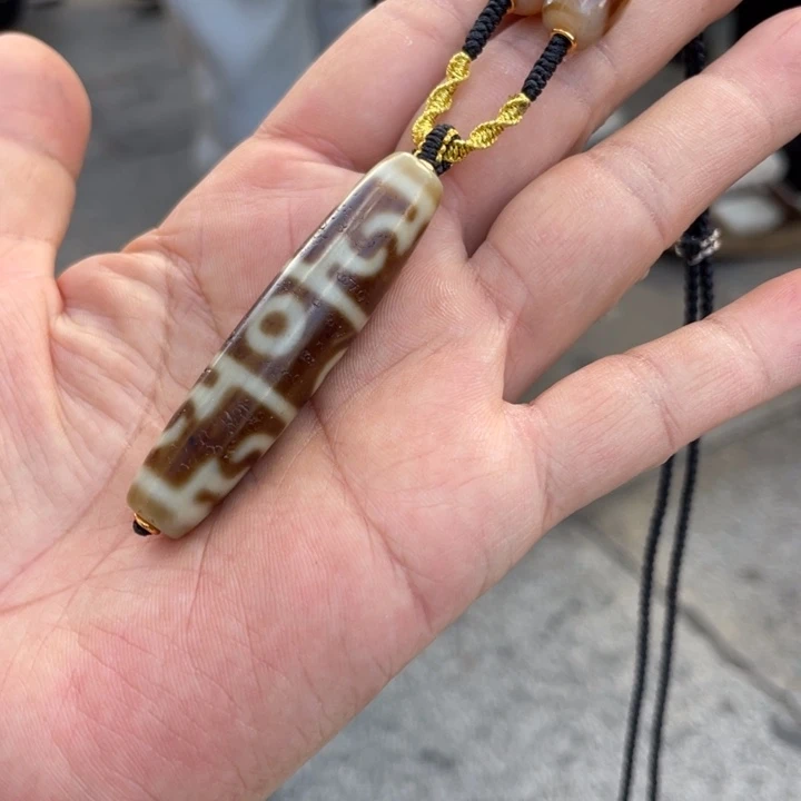 玛瑙/玉髓（覆膜）颈饰未镶嵌多样性发货