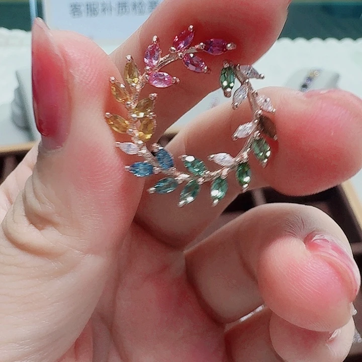 925银合成立方氧化锆吊坠