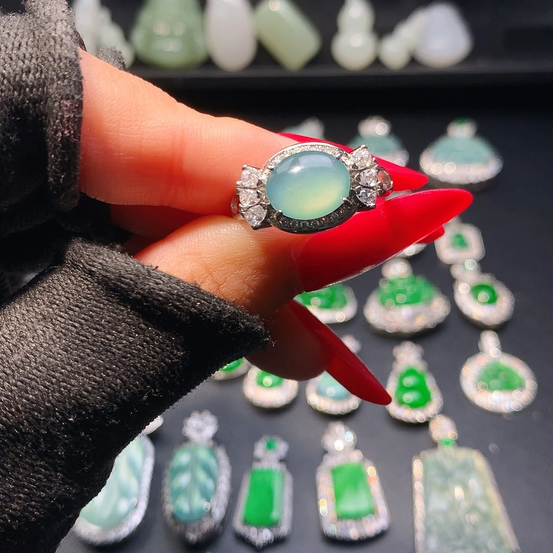 翡翠未镶嵌戒指戒指