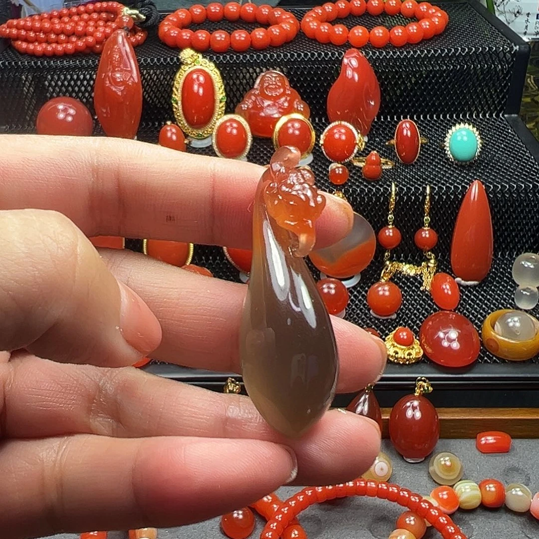 南红玛瑙未镶嵌吊坠