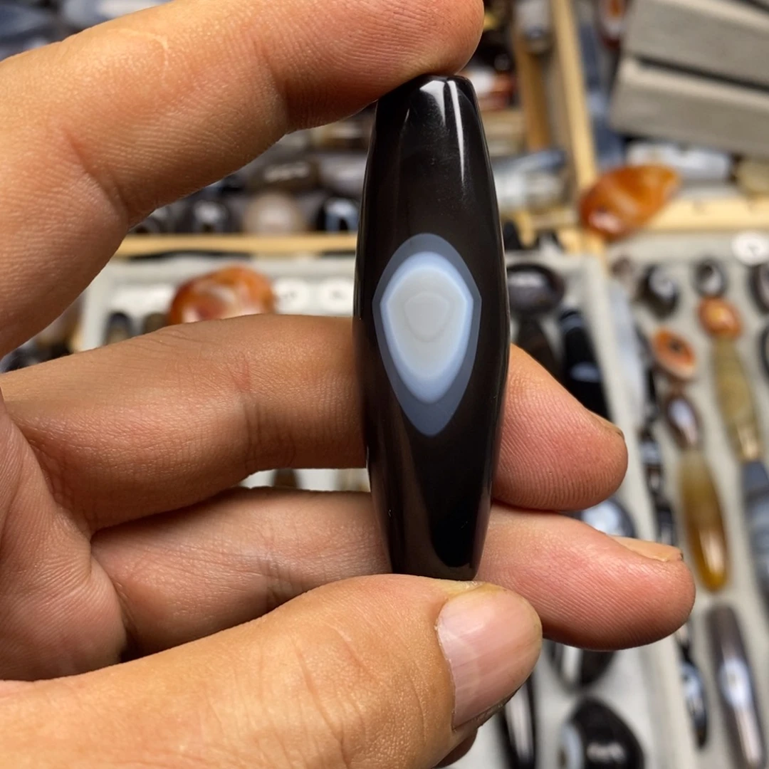 未镶嵌玛瑙/玉髓珠宝半成品