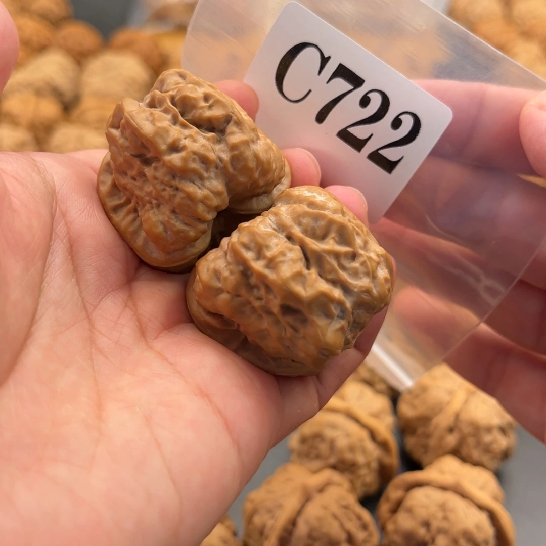 文玩核桃把件蛙蛙了精品37度38