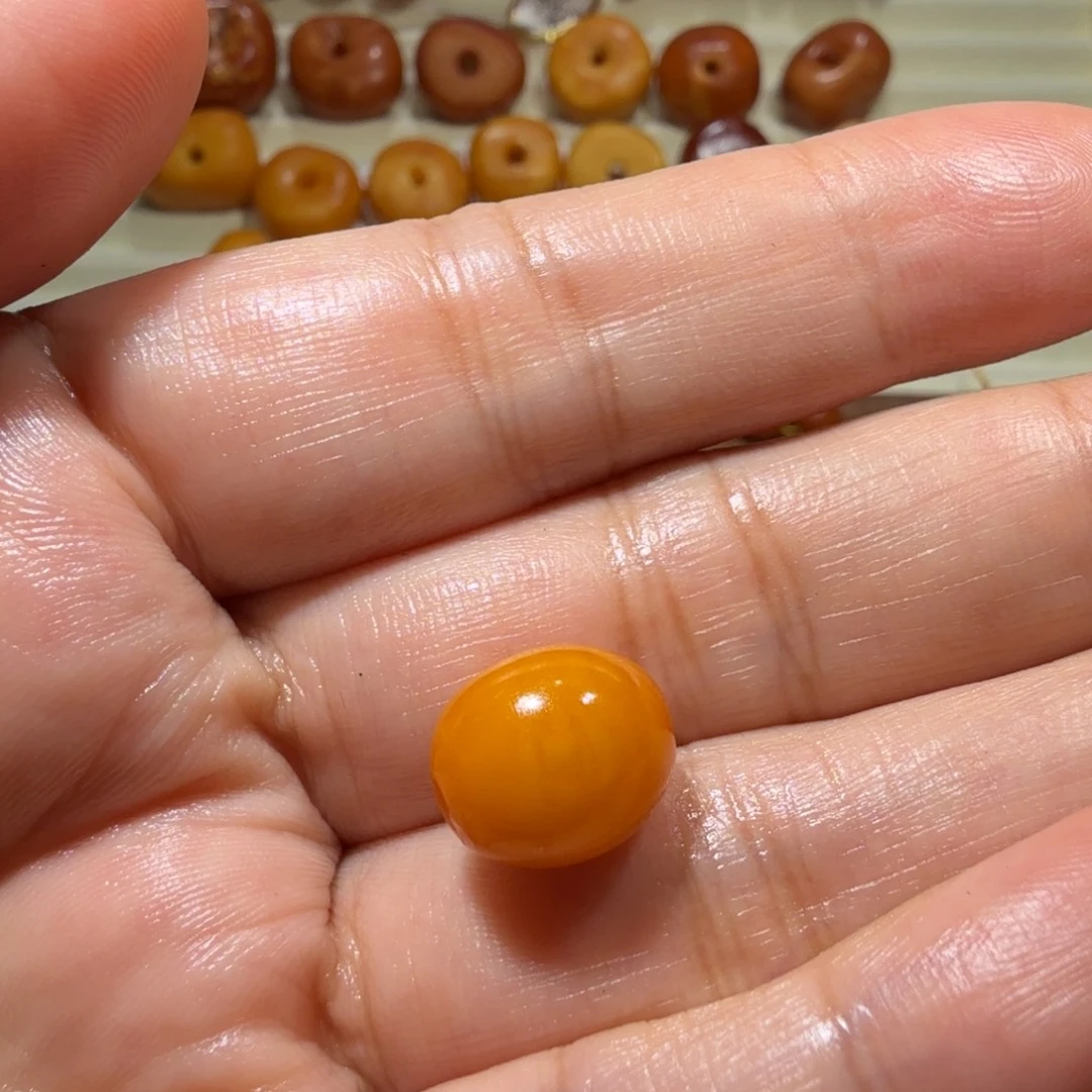 琥珀颈饰未镶嵌欧洲老蜜蜡枣珠