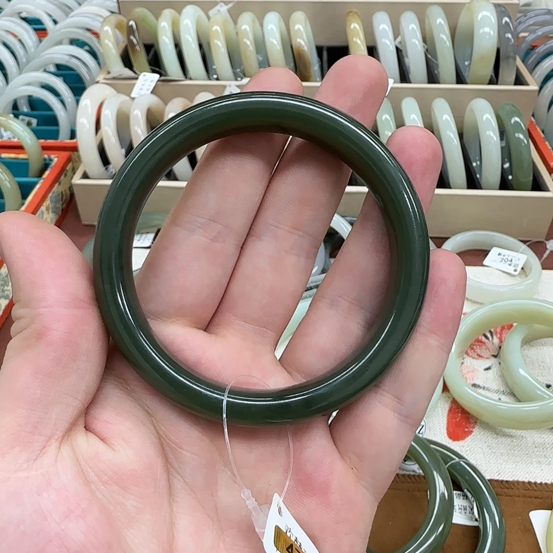 和田玉未镶嵌手镯雨*